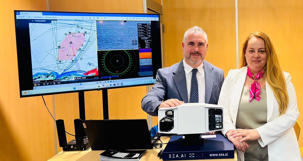 Esteban Campos (Sales Manager at SEA.AI) and Sònia Compte (CEO of TMS Maritime Solutions)