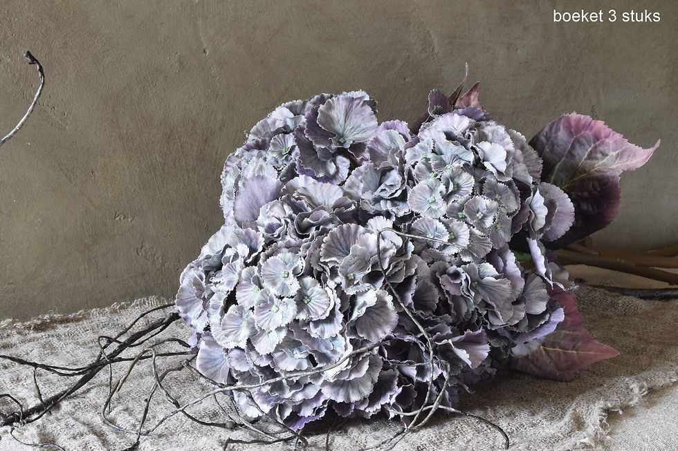 Thumbnail: GROTE KUNSTZIJDEN HORTENSIA HYDRANGEA