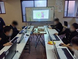 十人十色!めいろゲームを作りました。