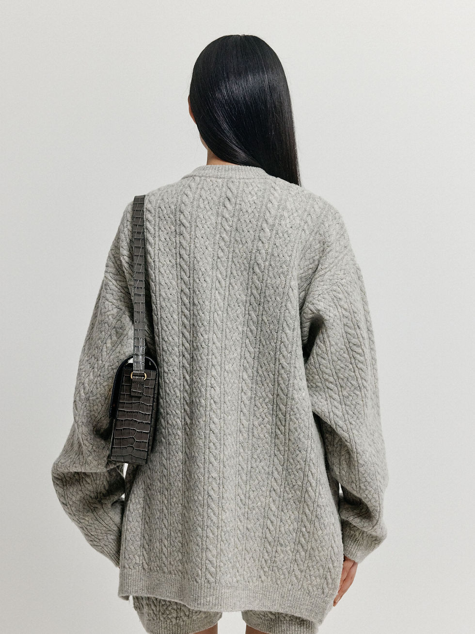 Thumbnail: EENK Four-Pocket Oversized Cable Knit Cardigan