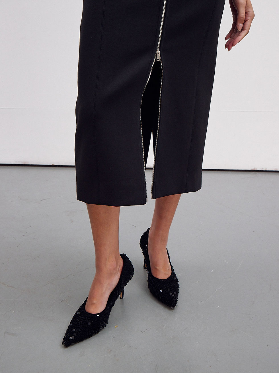 Thumbnail: RECTO Blanche Off Shoulder Zipper Dress