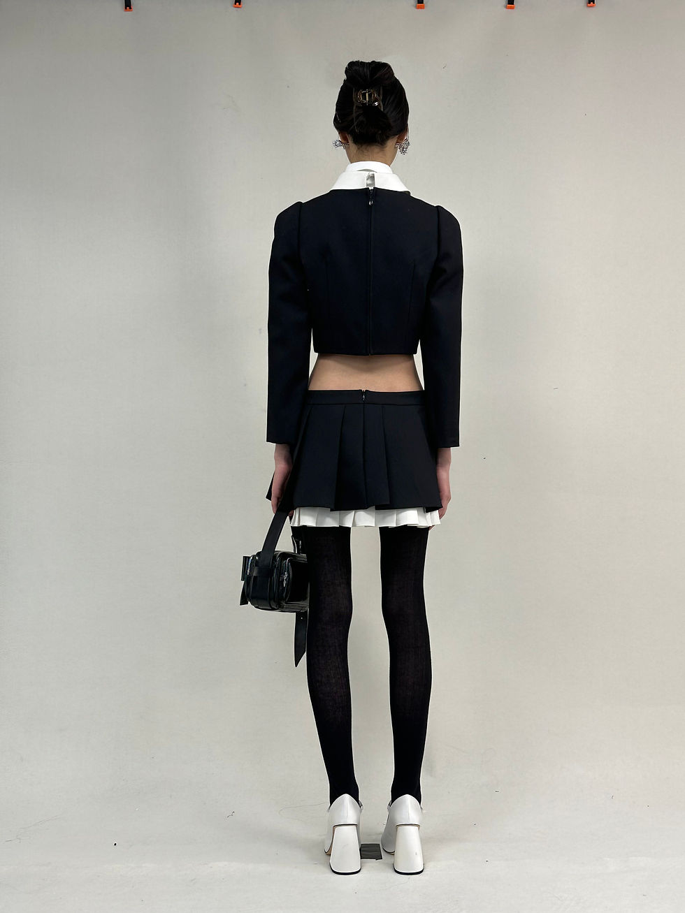 Thumbnail: Shushu/Tong Bowknot Crop Top