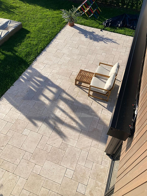 Terrassengestaltung Mondsee, Terrassenplatten verlegen, Outdoor-Wohnraum, Rückzugsort im Freien schaffen