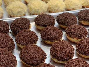 5 Fakta Enak Tentang Donat, Wajib Banget Buat Disimak