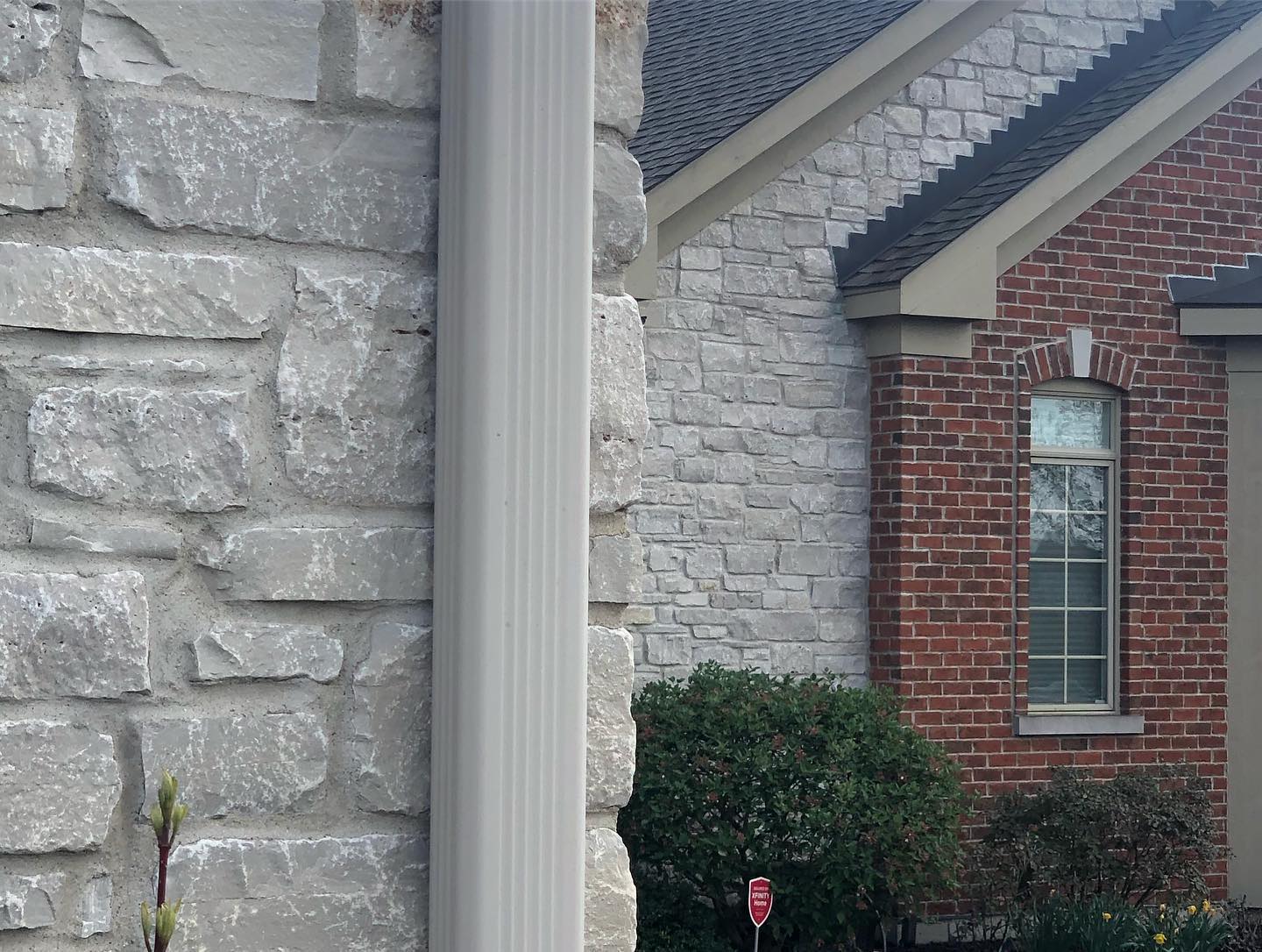 STONEGATE TUMBLED