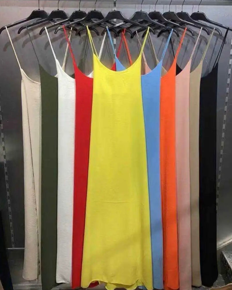 Miniature : Robes disponibles en plusieurs coloris 