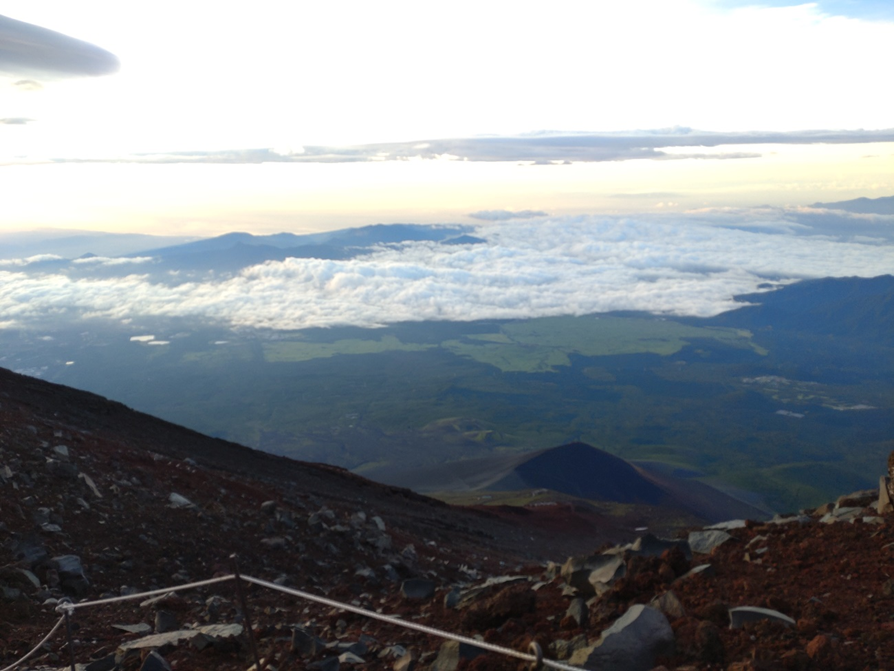 富士登山に挑戦しました。