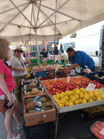 ALBEROBELLO - I prezzi sui banchi del mercato settimanale