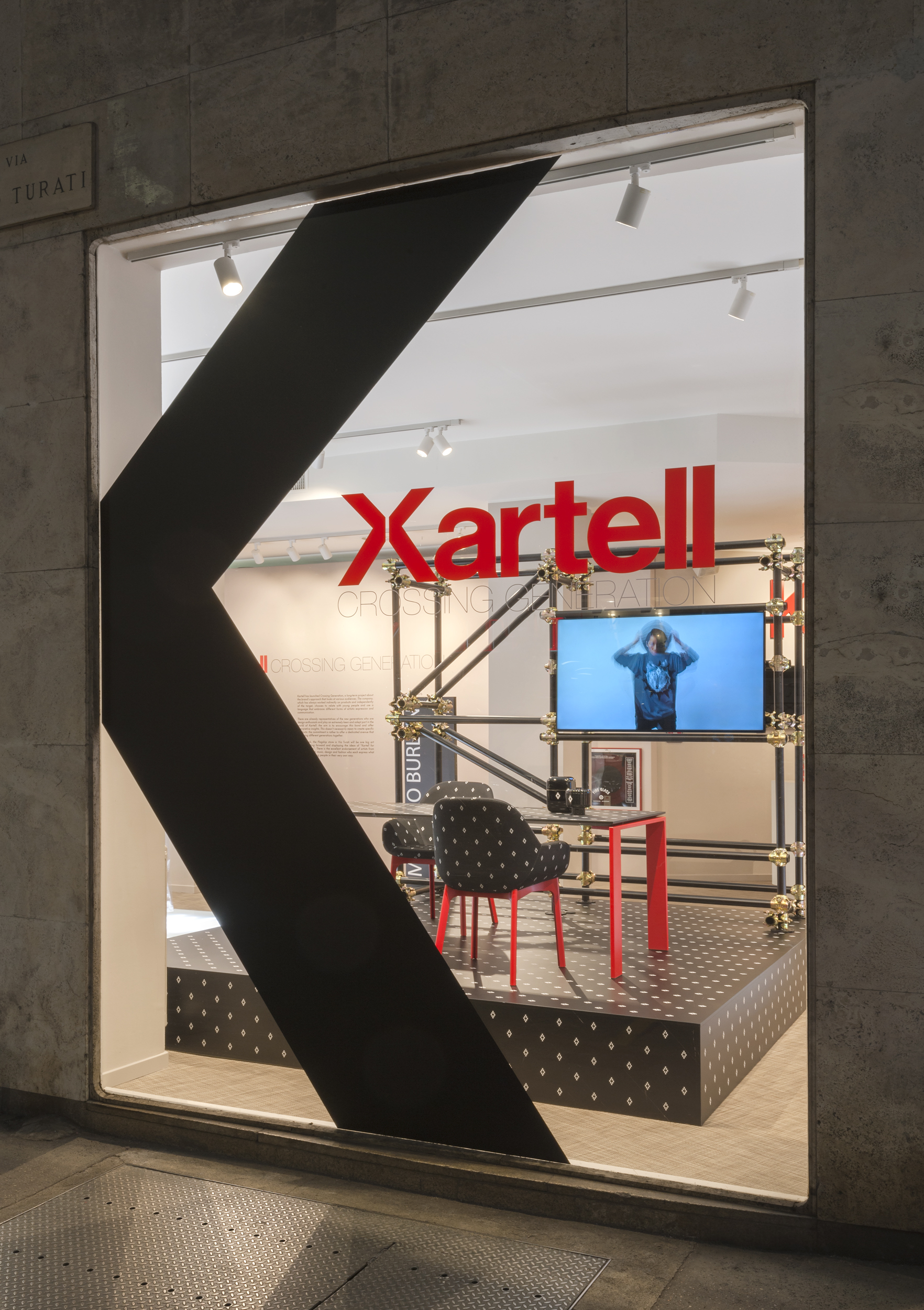 Kartell Crossing Generation Milan 18