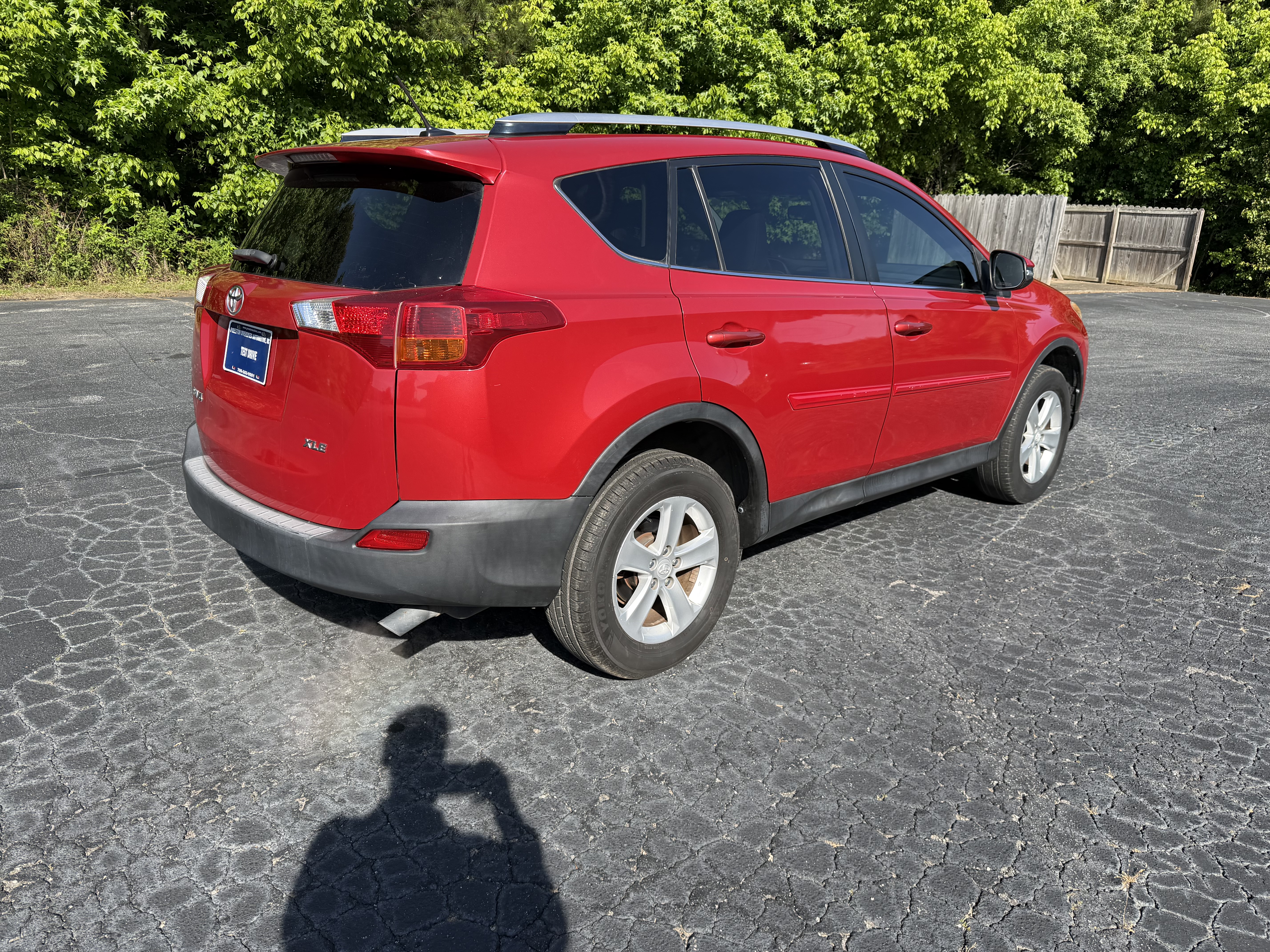 2014 Toyota RAV4 XLE - Photo 5