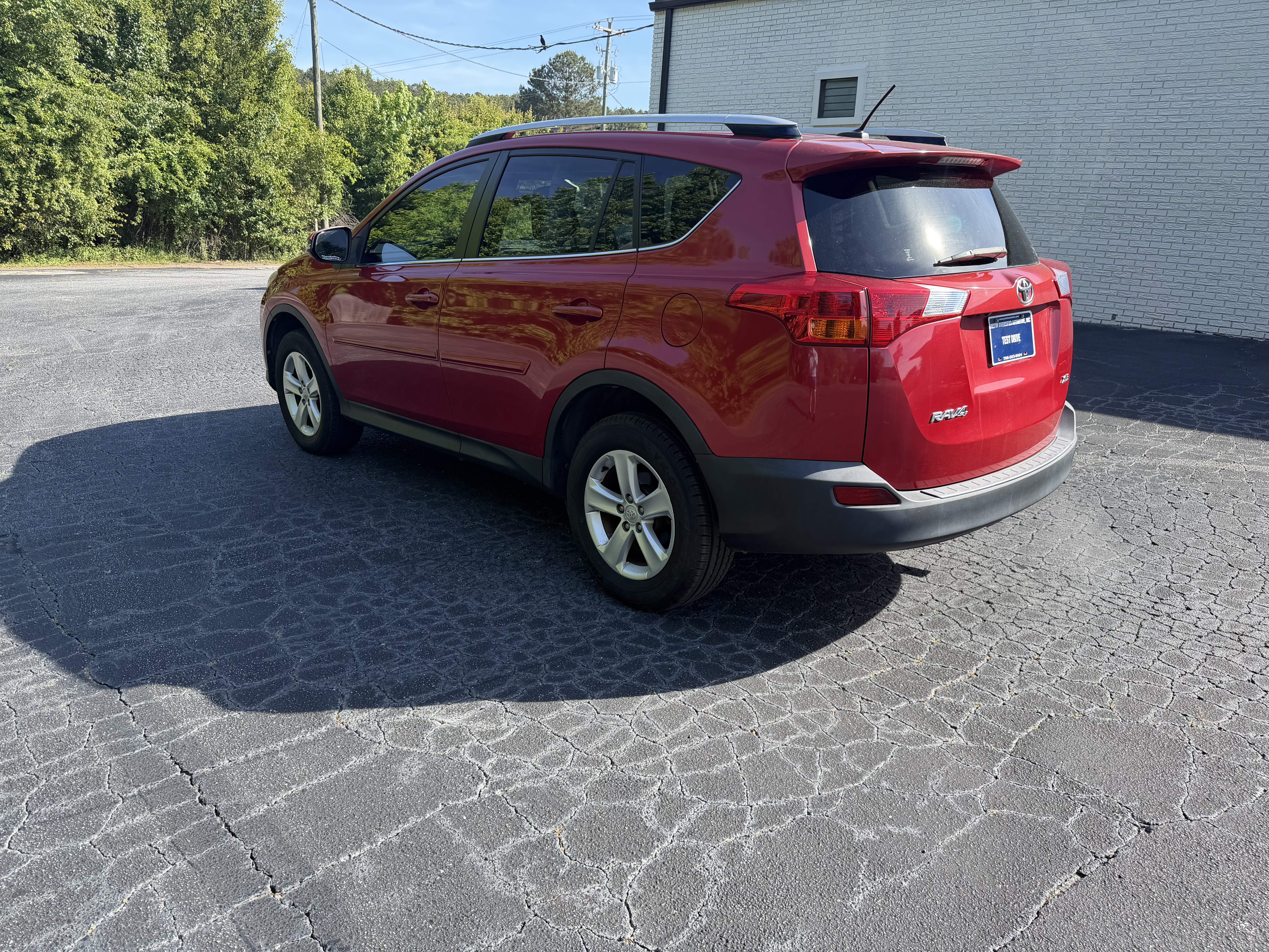 2014 Toyota RAV4 XLE - Photo 3