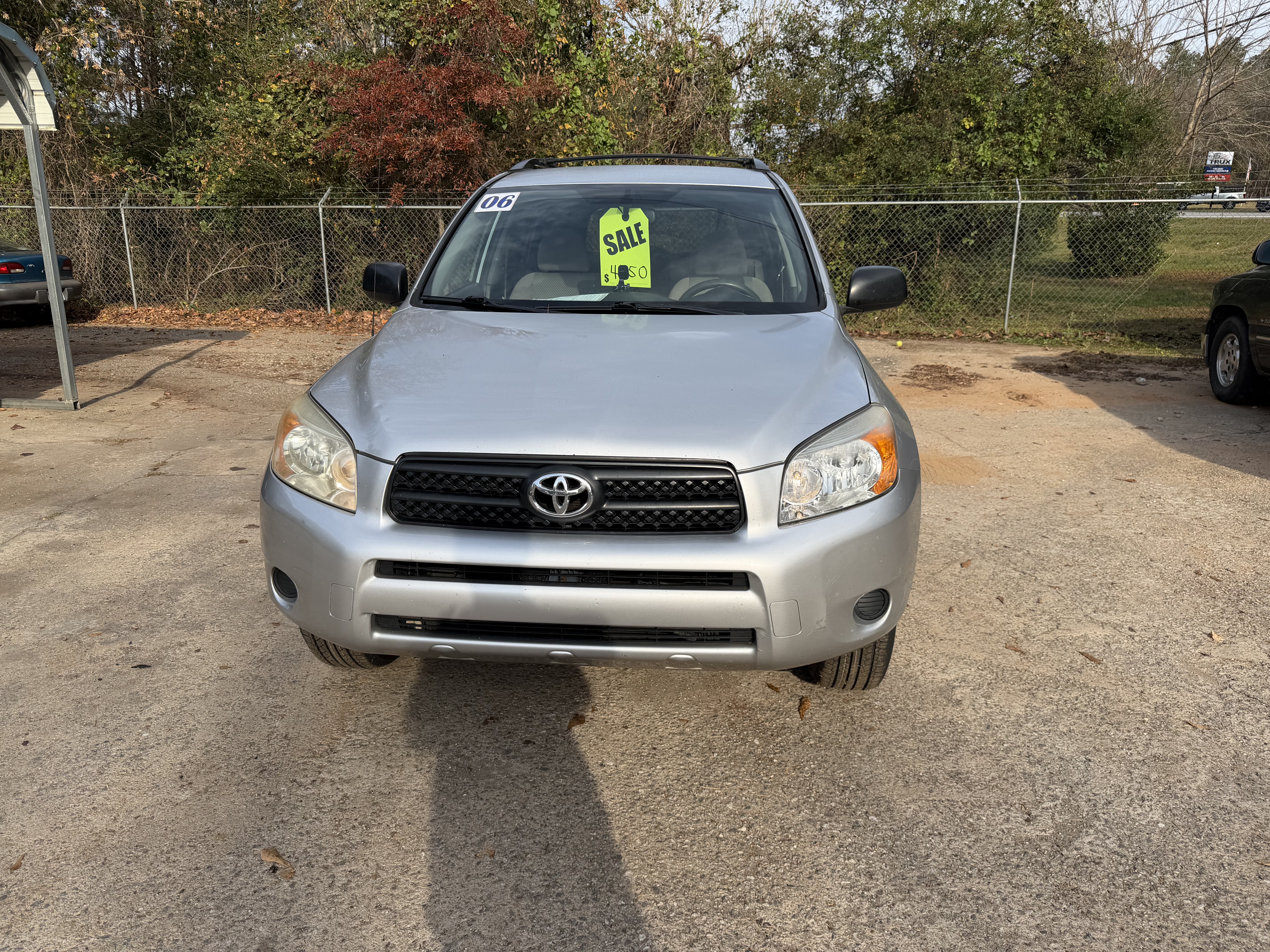 2006 Toyota RAV4 Base's photo
