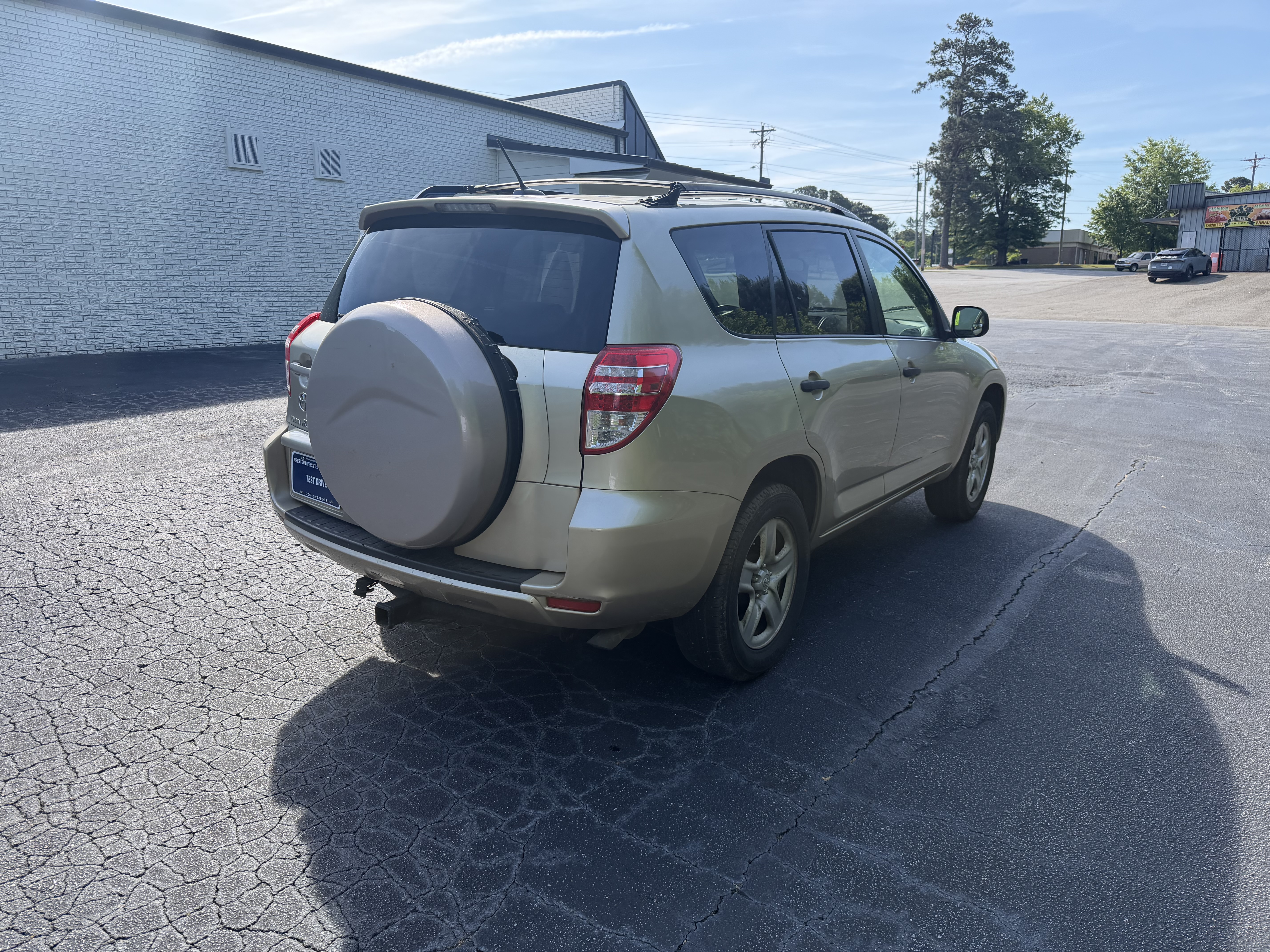 2010 Toyota RAV4 Base - Photo 6
