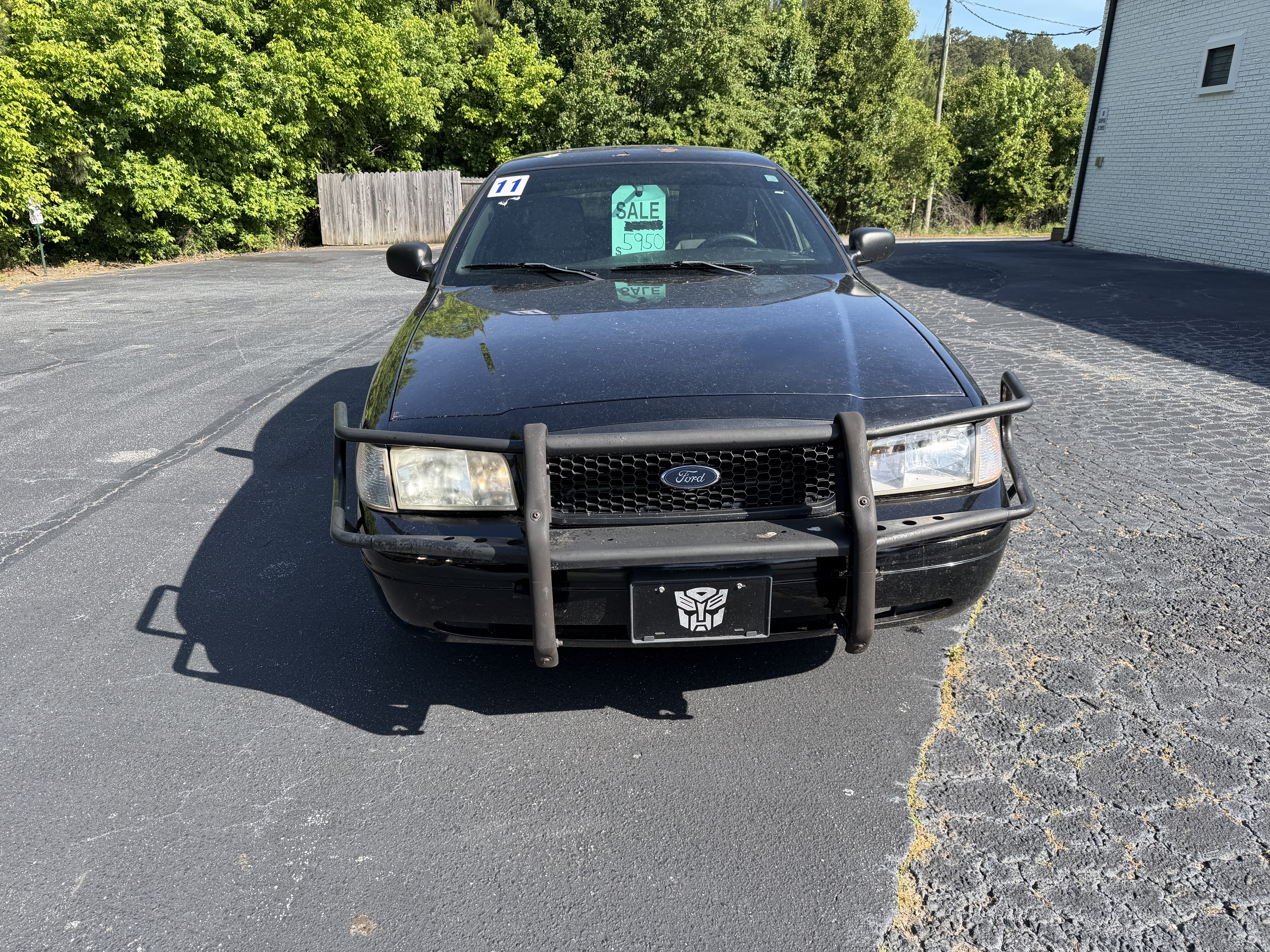 2011 Ford Crown Victoria - Photo 8