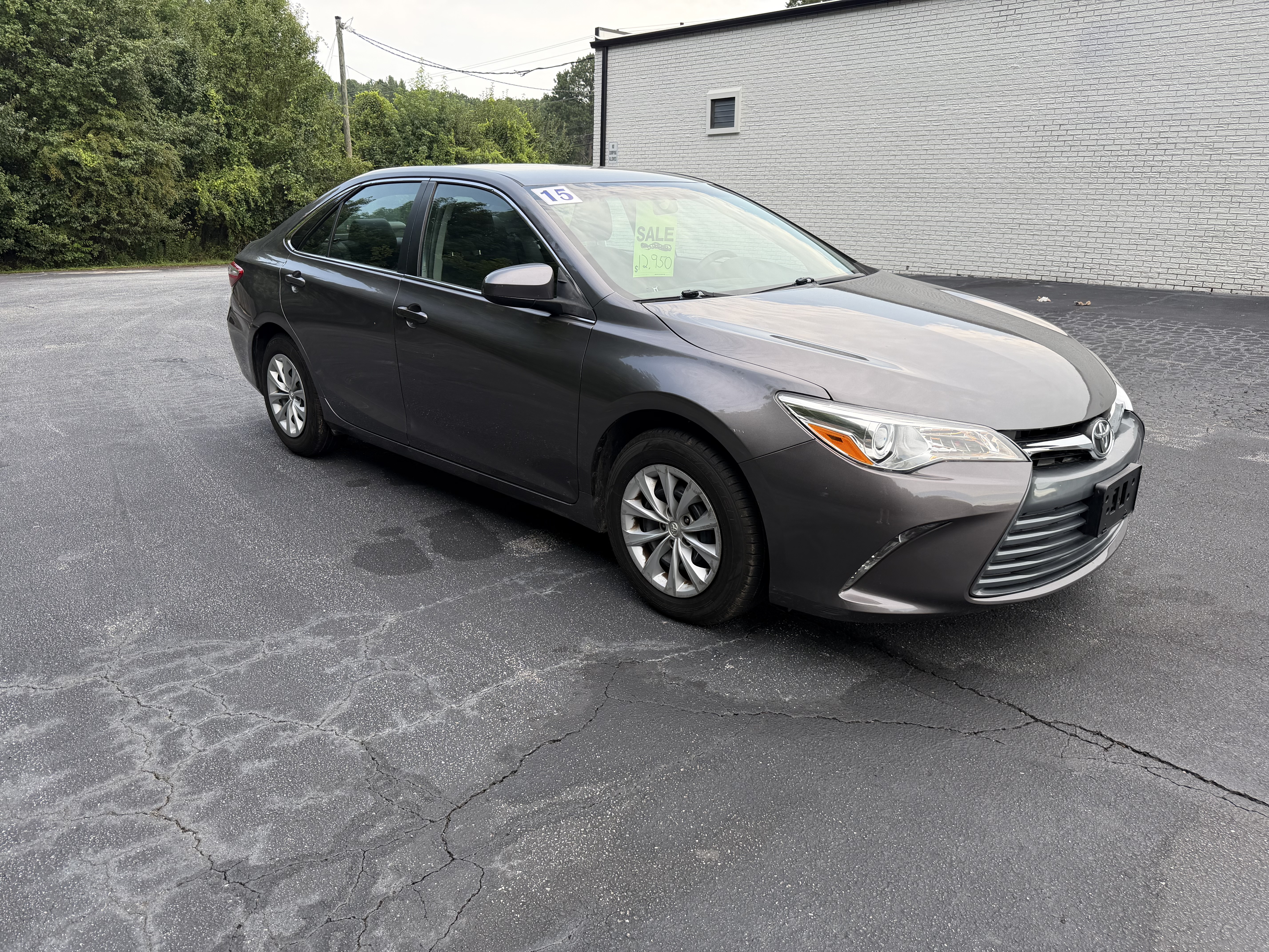 2015 Toyota Camry LE - Photo 7