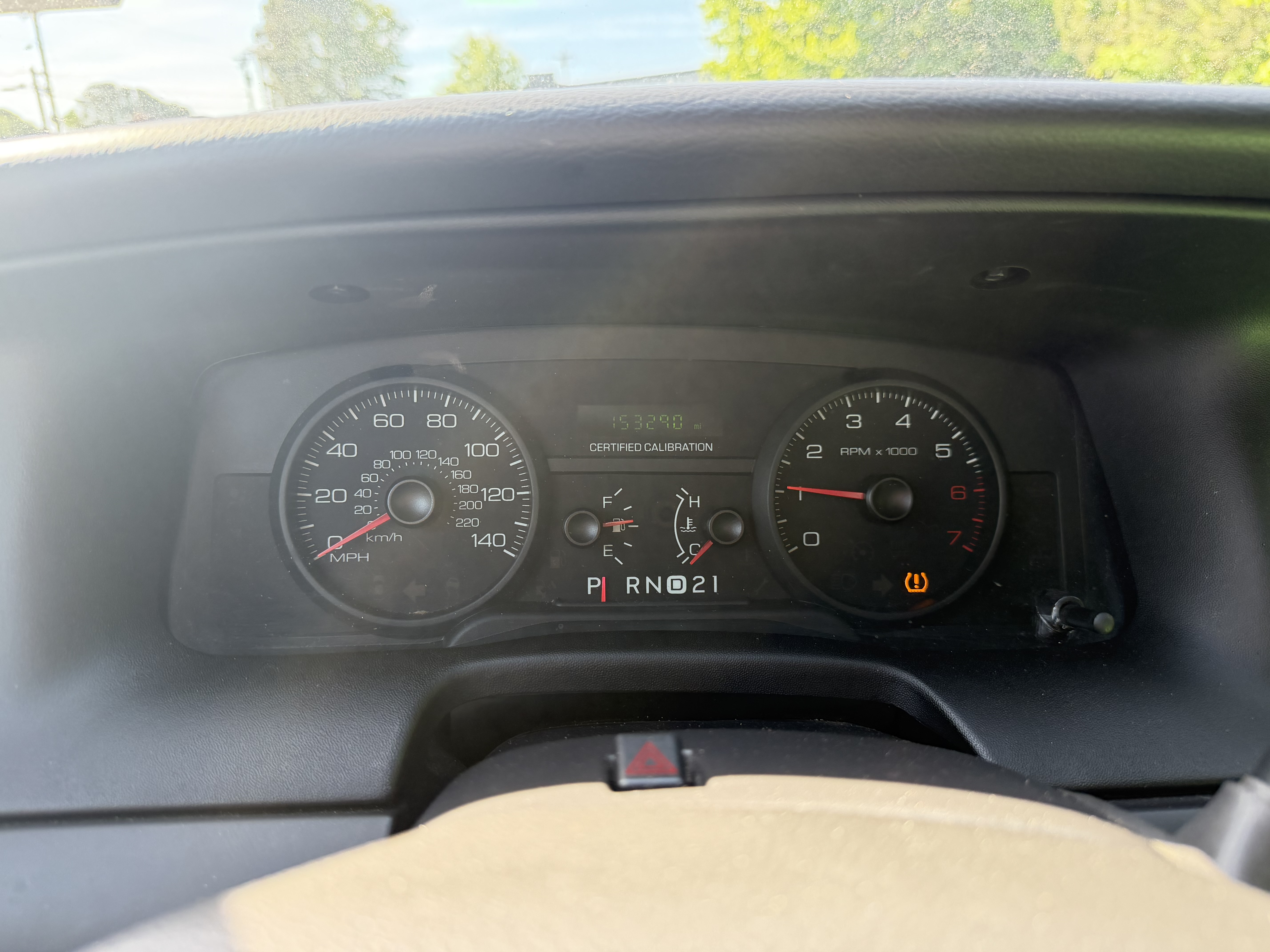 2011 Ford Crown Victoria - Photo 12