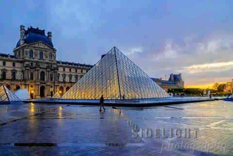 The Louvre in the rain_01_print.jpg