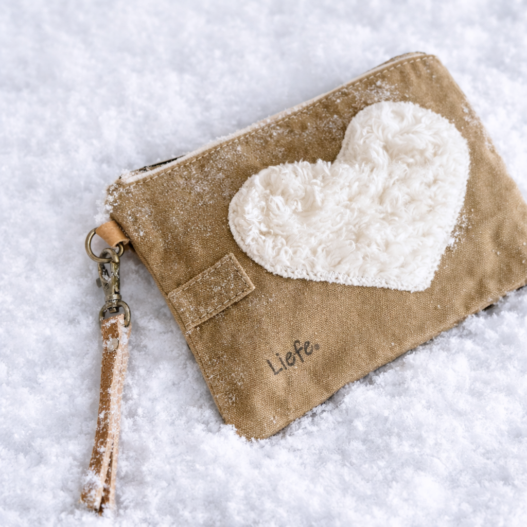 Clutch - Teddy hart vintage dark canvas NIEUW