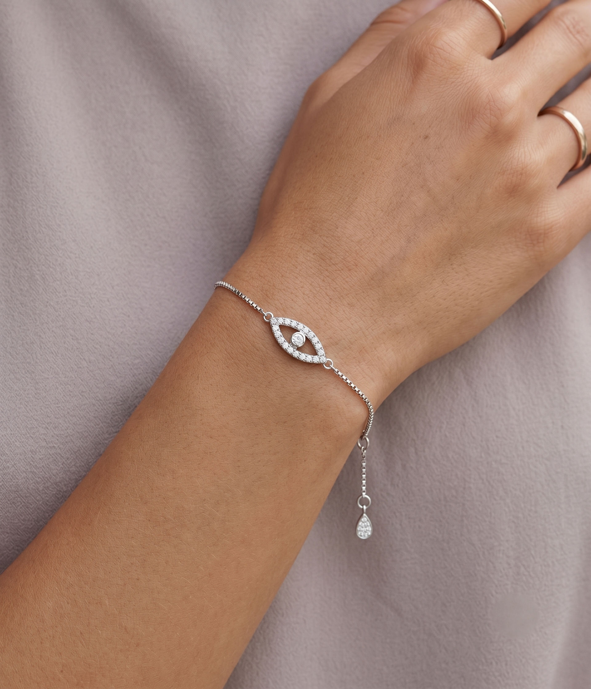 Eye of Eternity Bracelet- Diamonds