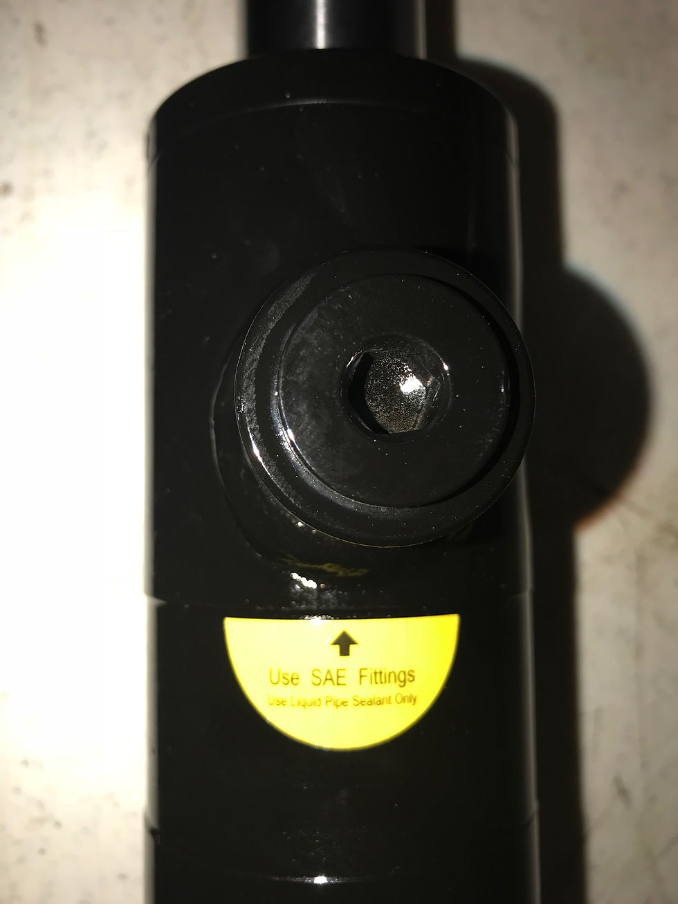 Thumbnail: Cat. 1: Hydraulic Top Link working length from 20" - 28"