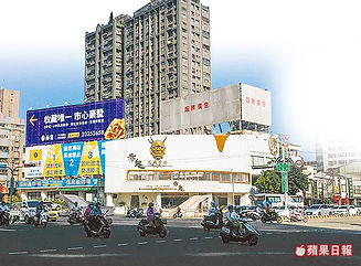 月租120萬嚇走「赤��鬼」 
閒置10個月房東降價求租