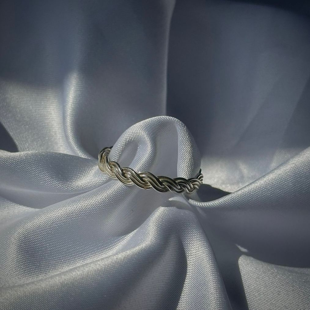 Anillo Trenzado de Plata