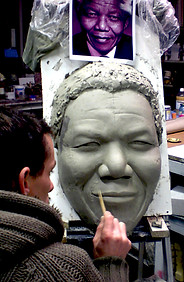 modelage Nelson Mandela, sculpture Nelson Mandela; Nelson Mandela Clay argile; tribute to Nelson Mandela; Hommage à Nelson Mandel
