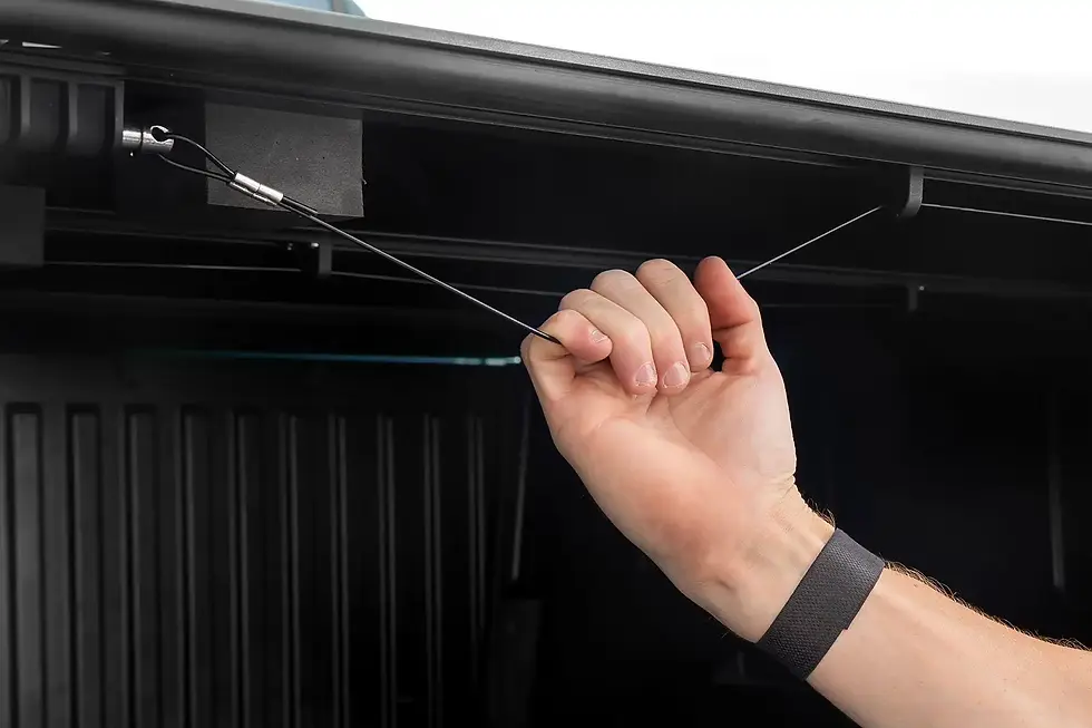 Thumbnail: Hard Low Profile Bed Cover 6'10" Bed | Ford F-250/F-350 Super Duty (17-24)