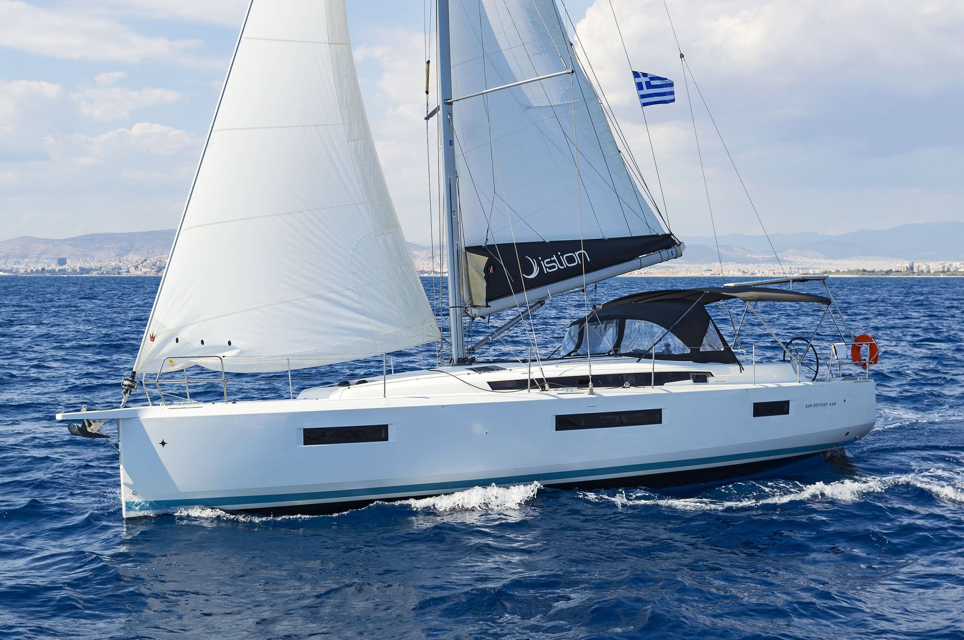 Sun Odyssey 440, Tolinho