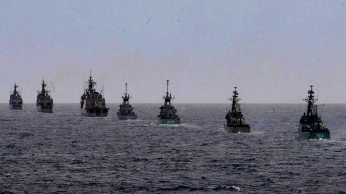 ΕΚΤΑΚΤΟ: Απλώνεται ο ελληνικός Στόλος γύρω από το Καστελόριζο – Ισχυρός «δακτύλιος» προστασίας στο ν