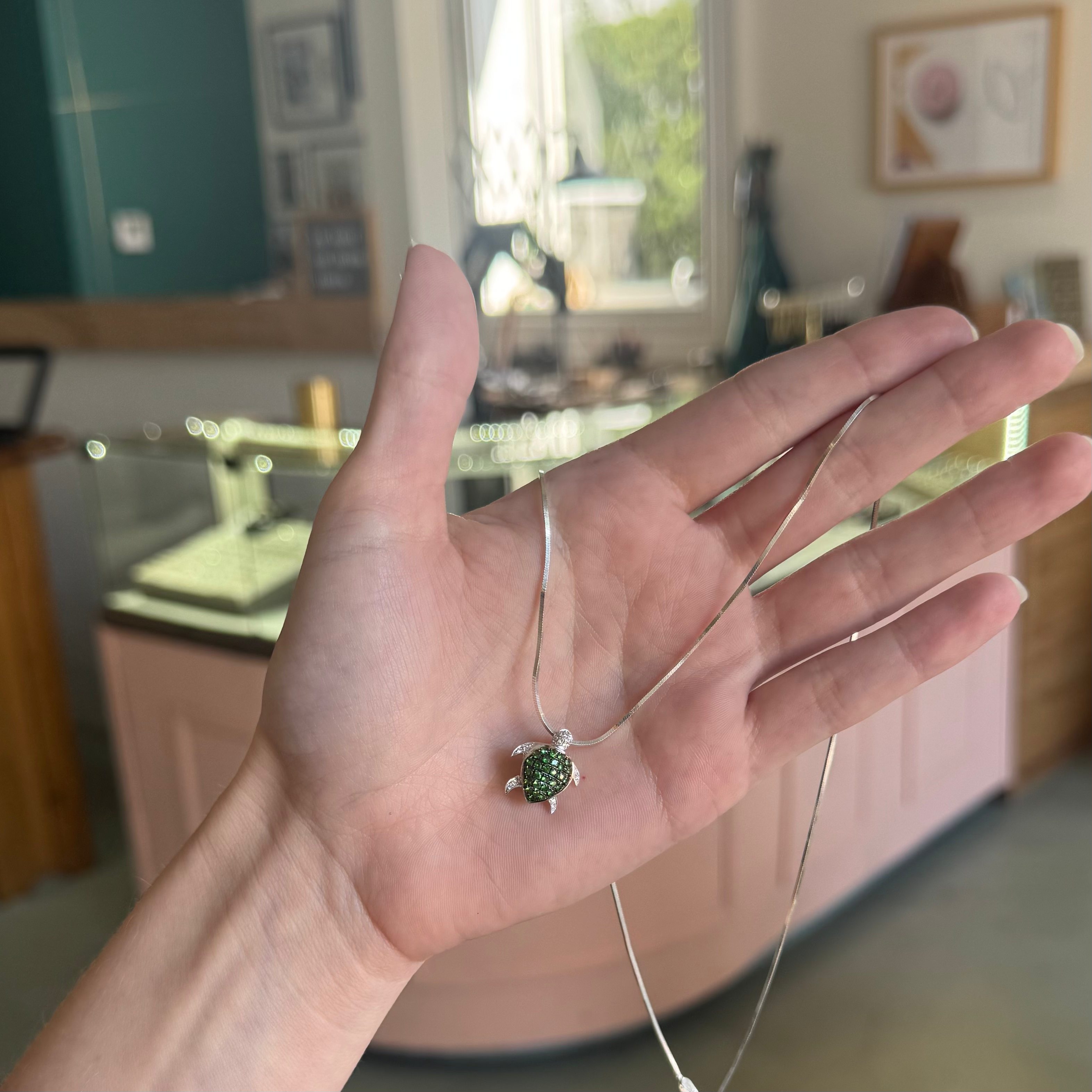 White Gold and Green Turtle