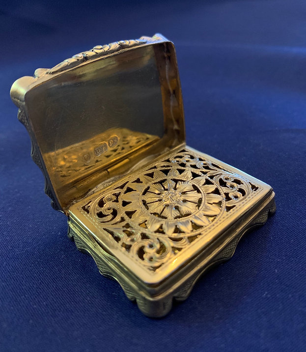 Barter Buy Antiques & Interiors Antique Furniture Gauteng