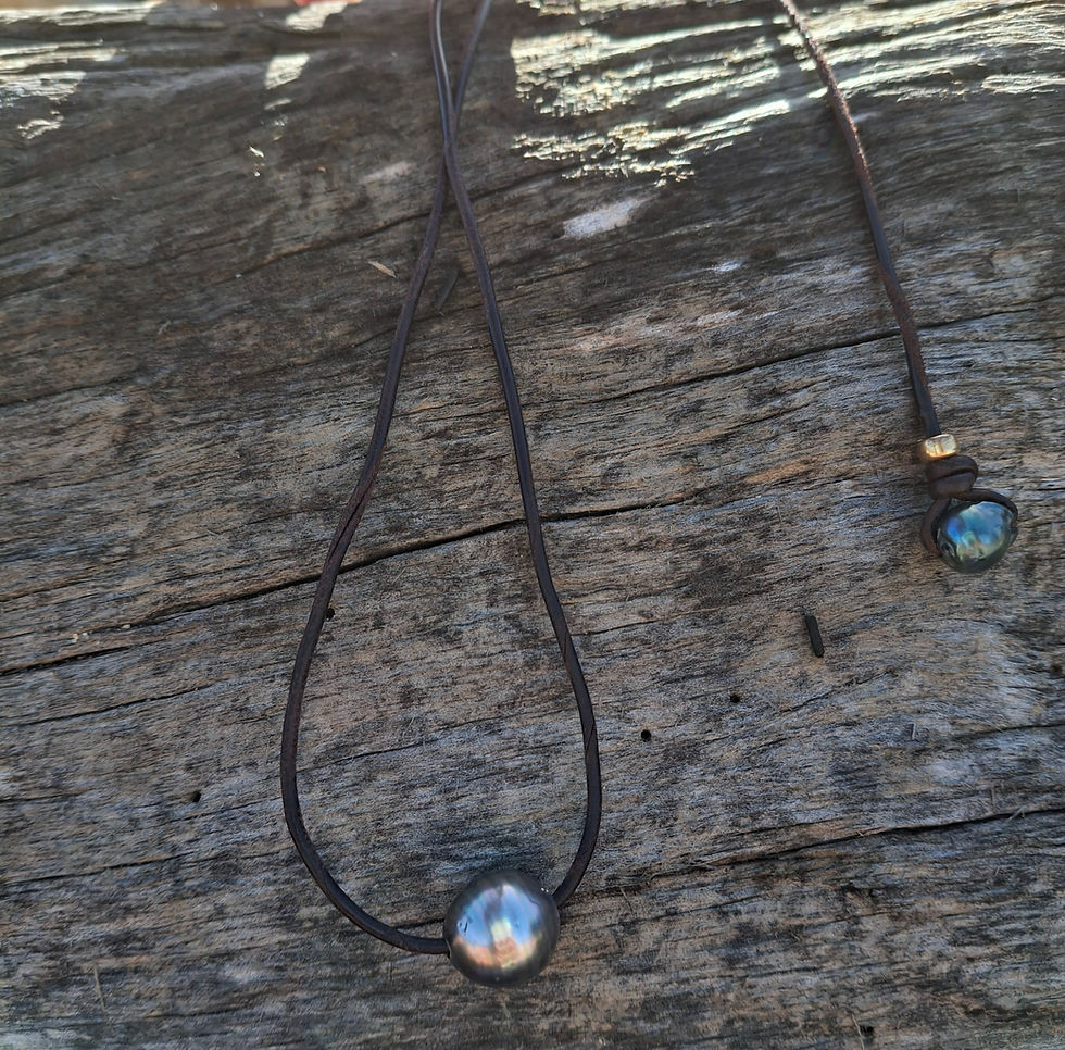 Thumbnail: Mo'rea Choker