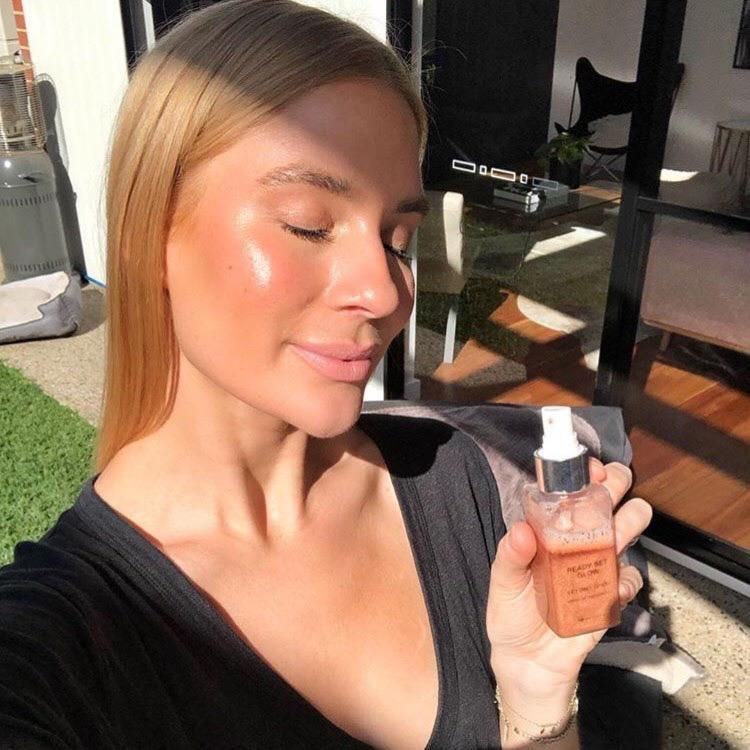 Thumbnail: Ready Set Glow - Setting Spray