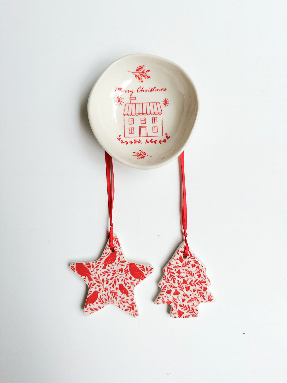 Thumbnail: Ceramic Underglaze Decals Transfers in red 'Merry Christmas'