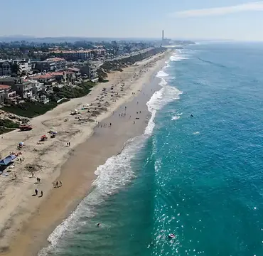 lrg-looking-south-at-carlsbad-city-beach.webp