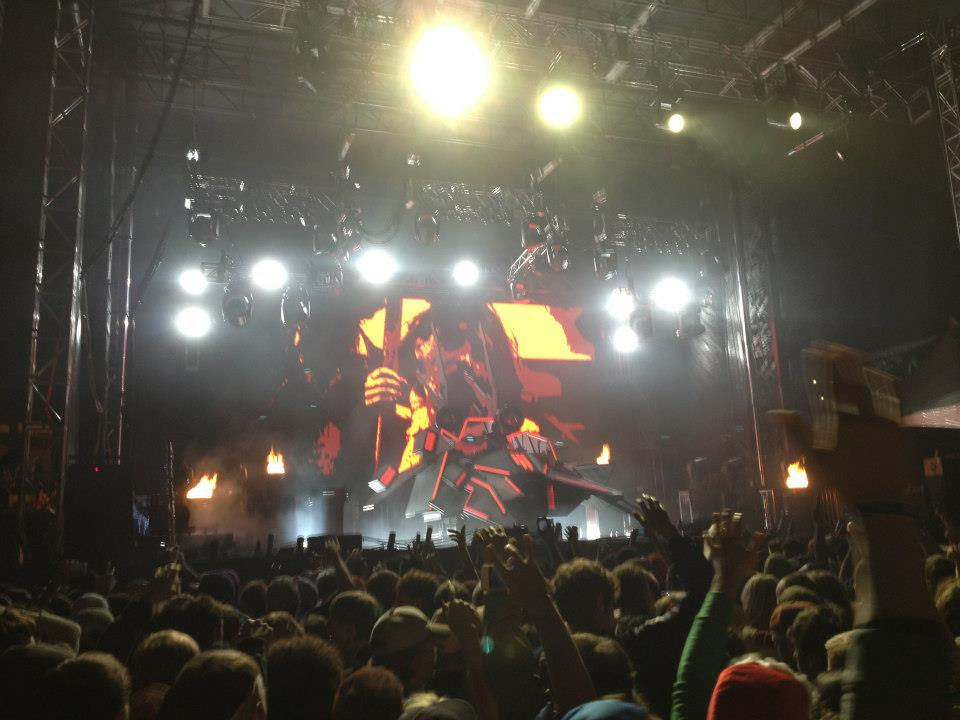 Skrillex at WithYourFriends