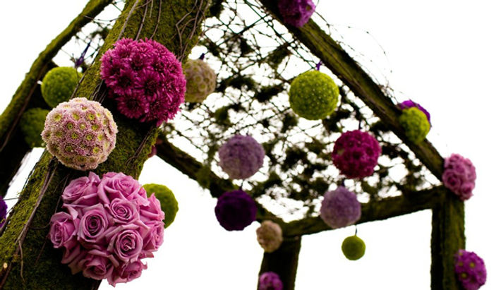 hanging-wedding-decor-flowers-11.jpg