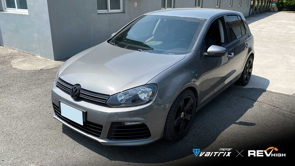 來自澳洲的汽車改裝品牌VAITRIX麥翠斯有最廣泛的車種適用產品,含汽油、柴油、油電混合車專用電子油門控制加速器,搭配外掛晶片及內寫,高品質且無後遺症之動力提升,也可由專屬藍芽App–AirForce GO切換一階、二階、三階ECU模式。外掛晶片及電子油門控制器不影響原車引擎保固,搭配不眩光儀錶,提升馬力同時監控愛車狀況。另有馬力提升專用水噴射可程式電腦及套件,改裝愛車不傷車。適用品牌車款: Audi奧迪、BMW寶馬、Porsche保時捷、Benz賓士、Honda本田、Toyota豐田、Mitsubishi三菱、Mazda馬自達、Nissan日產、Subaru速霸陸、VW福斯、Volvo富豪、Luxgen納智捷、Ford福特、Hyundai現代、Skoda斯柯達、Mini; Altis、CRV、CHR、Kicks、Cla45、Focus mk4、Sienta 、Camry、Golf GTI、Polo、Kuga、Tiida、U7、Rav4、Odyssey、Santa Fe新土匪、C63s、Lancer Fortis、Elantra Sport、Auris、Mini R56、ST LINE、535i、Tiguan、RS6 AVANT、 Tiguan R、C300...等。