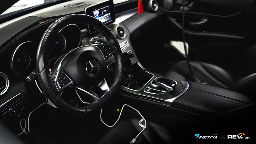 來自澳洲的汽車改裝品牌VAITRIX麥翠斯有最廣泛的車種適用產品，含汽油、柴油、油電混合車專用電子油門控制加速器，搭配外掛晶片及內寫，高品質且無後遺症之動力提升，也可由專屬藍芽App–AirForce GO切換一階、二階、三階ECU模式。外掛晶片及電子油門控制器不影響原車引擎保固，搭配不眩光儀錶，提升馬力同時監控愛車狀況。另有馬力提升專用水噴射可程式電腦及套件，改裝愛車不傷車。適用品牌車款： Audi奧迪、BMW寶馬、Porsche保時捷、Benz賓士、Honda本田、Toyota豐田、Mitsubishi三菱、Mazda馬自達、Nissan日產、Subaru速霸陸、VW福斯、Volvo富豪、Luxgen納智捷、Ford福特、Hyundai現代、Skoda、Mini; Altis、crv、chr、kicks、cla45、Focus mk4、 sienta 、camry、golf gti、polo、kuga、tiida、u7、rav4、odyssey、Santa Fe新土匪、C63s、Lancer Fortis、Elantra Sport、Auris、Mini R56、ST LINE...等。