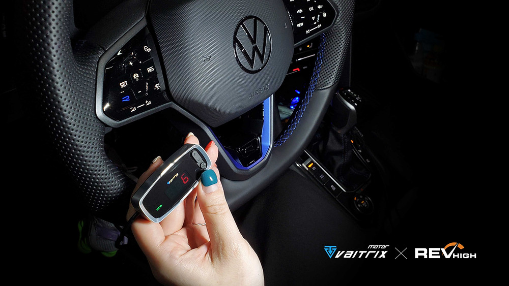 來自澳洲的汽車改裝品牌VAITRIX麥翠斯有最廣泛的車種適用產品,含汽油、柴油、油電混合車專用電子油門控制加速器,搭配外掛晶片及內寫,高品質且無後遺症之動力提升,也可由專屬藍芽App–AirForce GO切換一階、二階、三階ECU模式。外掛晶片及電子油門控制器不影響原車引擎保固,搭配不眩光儀錶,提升馬力同時監控愛車狀況。另有馬力提升專用水噴射可程式電腦及套件,改裝愛車不傷車。適用品牌車款: Audi奧迪、BMW寶馬、Porsche保時捷、Benz賓士、Honda本田、Toyota豐田、Mitsubishi三菱、Mazda馬自達、Nissan日產、Subaru速霸陸、VW福斯、Volvo富豪、Luxgen納智捷、Ford福特、Hyundai現代、Skoda、Mini; Altis、crv、chr、kicks、cla45、Focus mk4、 sienta 、camry、golf gti、polo、kuga、tiida、u7、rav4、odyssey、Santa Fe新土匪、C63s、Lancer Fortis、Elantra Sport、Auris、Mini R56、ST LINE、535i...等。