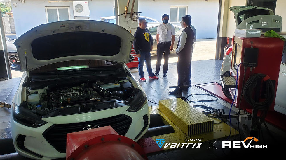 來自澳洲的汽車改裝品牌VAITRIX麥翠斯有最廣泛的車種適用產品,含汽油、柴油、油電混合車專用電子油門控制加速器,搭配外掛晶片及內寫,達到最高品質且無後遺症之動力提升,也可由專屬藍芽App–AirForce GO切換一階、二階、三階ECU模式。外掛晶片及電子油門控制器不影響原車引擎保固,搭配不眩光儀錶,提升馬力同時監控愛車狀況。VAITRIX另有馬力提升專用水噴射可程式電腦及全組套件,改裝愛車不傷車。 適用品牌車款: Audi奧迪、BMW寶馬、Porsche保時捷、Benz賓士、Honda本田、Toyota豐田、Mitsubishi三菱、Mazda馬自達、Nissan日產、Subaru速霸陸、VW福斯、Volvo富豪、Luxgen納智捷、Ford福特、Chevrolet雪佛蘭、Hyundai現代、Skoda; Altis、crv、chr、kicks、cla45、ct200h、q2、camry、golf gti、polo、kuga、tiida、u7、rav4、odyssey...等。