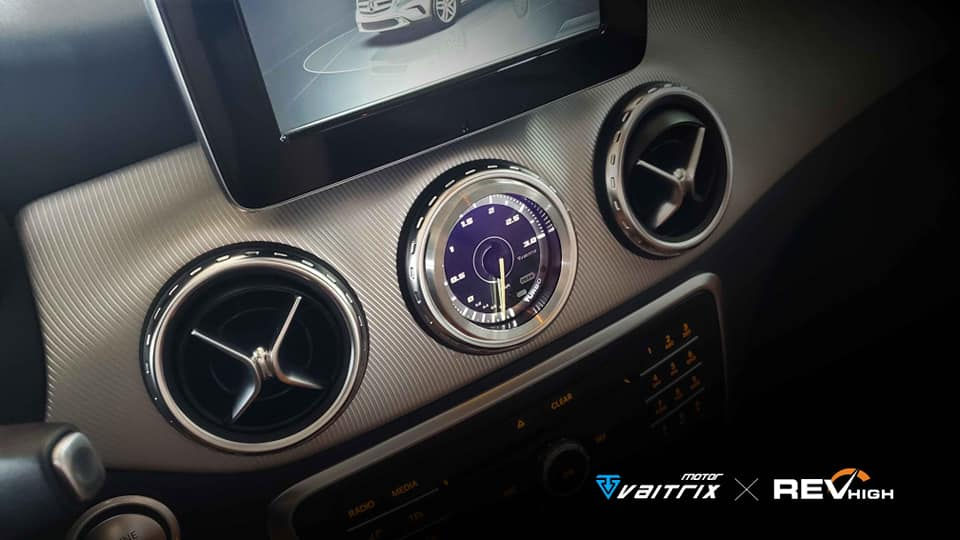 來自澳洲的汽車改裝品牌VAITRIX麥翠斯有最廣泛的車種適用產品,含汽油、柴油、油電混合車專用電子油門控制加速器,搭配外掛晶片及內寫,達到最高品質且無後遺症之動力提升,也可由專屬藍芽App–AirForce GO切換一階、二階、三階ECU模式。外掛晶片及電子油門控制器不影響原車引擎保固,搭配不眩光儀錶,提升馬力同時監控愛車狀況。VAITRIX另有馬力提升專用水噴射可程式電腦及全組套件,改裝愛車不傷車。 適用品牌車款: Audi奧迪、BMW寶馬、Porsche保時捷、Benz賓士、Honda本田、Toyota豐田、Mitsubishi三菱、Mazda馬自達、Nissan日產、Subaru速霸陸、VW福斯、Volvo富豪、Luxgen納智捷、Ford福特、Chevrolet雪佛蘭、Hyundai現代、Skoda; Altis、crv、chr、kicks、cla45、ct200h、q2、camry、golf gti、polo、kuga、tiida、u7、rav4、odyssey...等。
