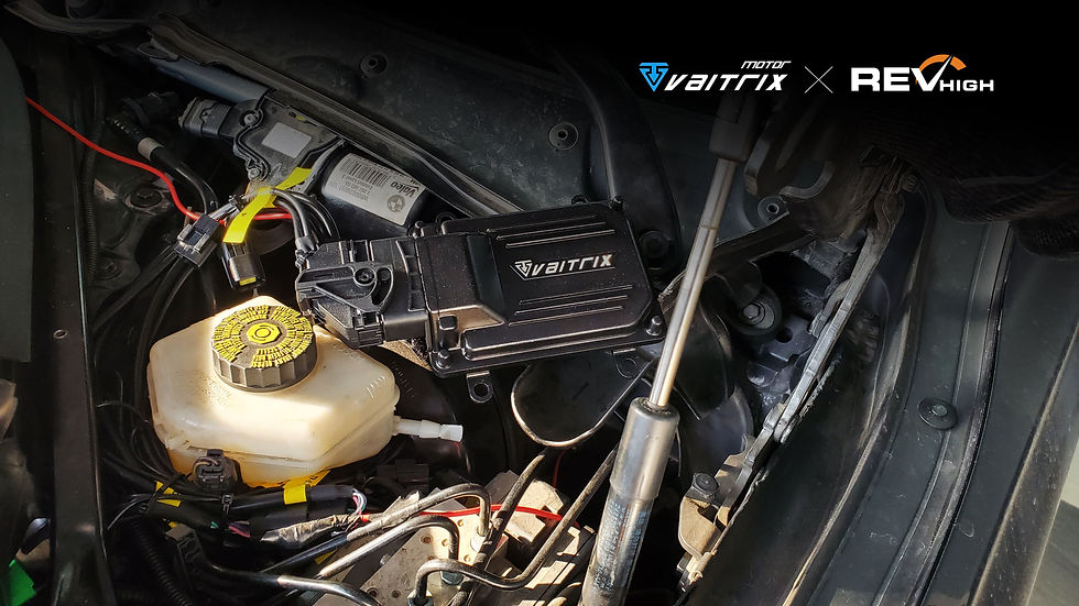來自澳洲的汽車改裝品牌VAITRIX麥翠斯有最廣泛的車種適用產品,含汽油、柴油、油電混合車專用電子油門控制加速器,搭配外掛晶片及內寫,達到最高品質且無後遺症之動力提升,也可由專屬藍芽App–AirForce GO切換一階、二階、三階ECU模式。外掛晶片及電子油門控制器不影響原車引擎保固,搭配不眩光儀錶,提升馬力同時監控愛車狀況。VAITRIX另有馬力提升專用水噴射可程式電腦及全組套件,改裝愛車不傷車。 適用品牌車款: Audi奧迪、BMW寶馬、Porsche保時捷、Benz賓士、Honda本田、Toyota豐田、Mitsubishi三菱、Mazda馬自達、Nissan日產、Subaru速霸陸、VW福斯、Volvo富豪、Luxgen納智捷、Ford福特、Chevrolet雪佛蘭、Hyundai現代、Skoda; Altis、crv、chr、kicks、cla45、ct200h、q2、camry、golf gti、polo、kuga、tiida、u7、rav4、odyssey...等。
