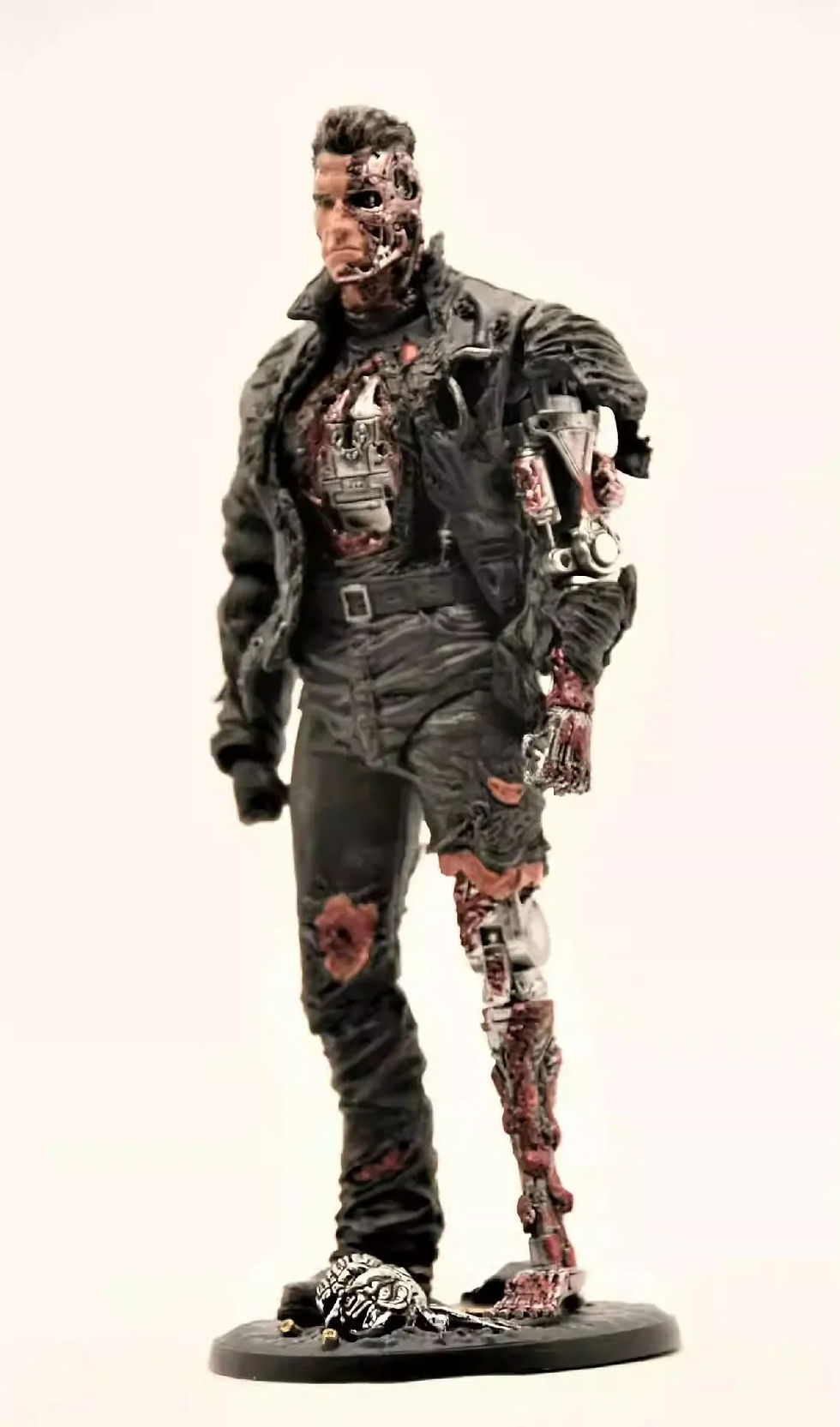 The Terminator T-850 Battle damaged super solider 1/12