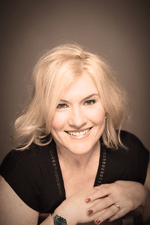 Karen Anne Court Profile Photo_edited.jpg
