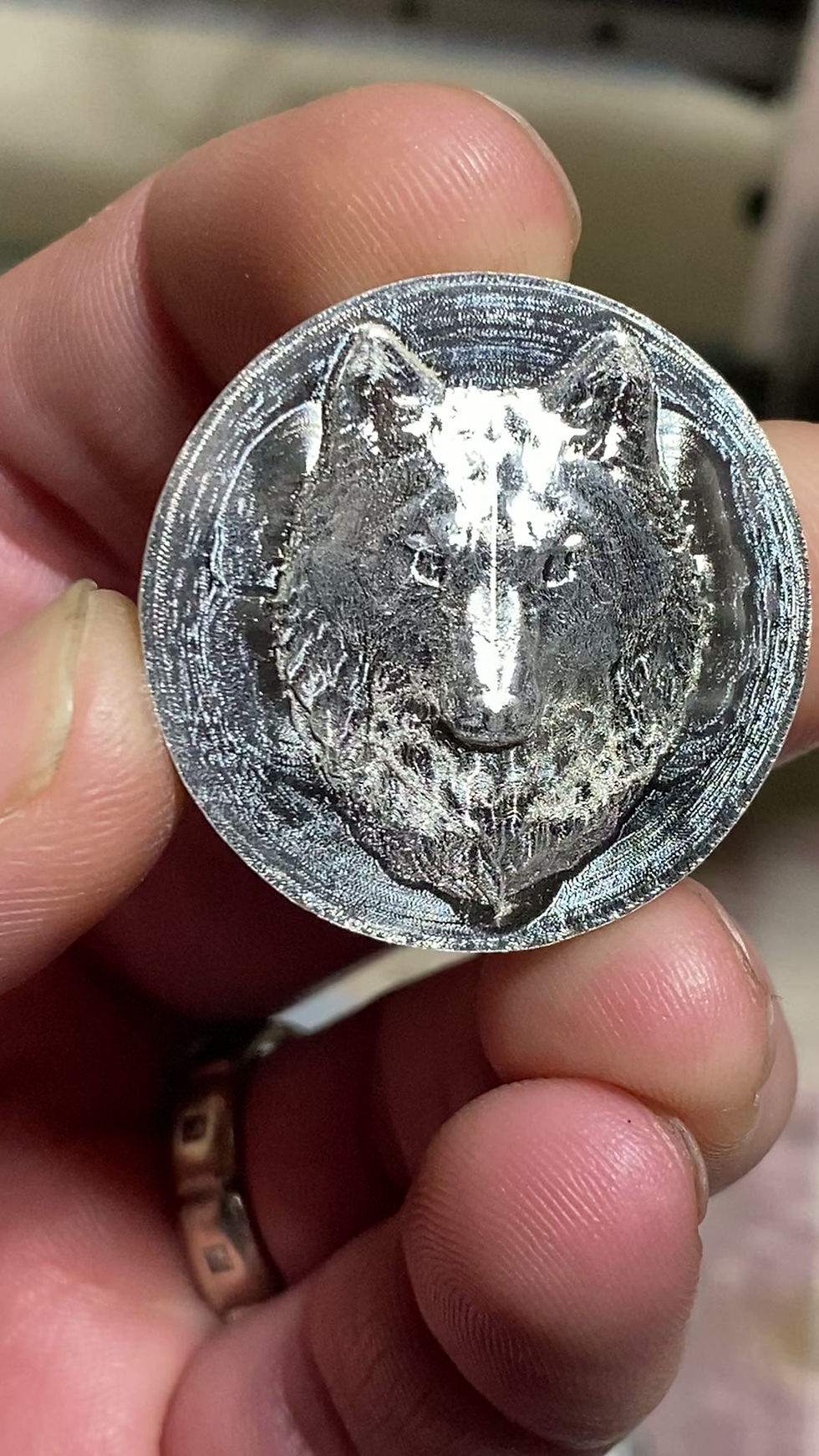 Thumbnail: Realistic Wolf