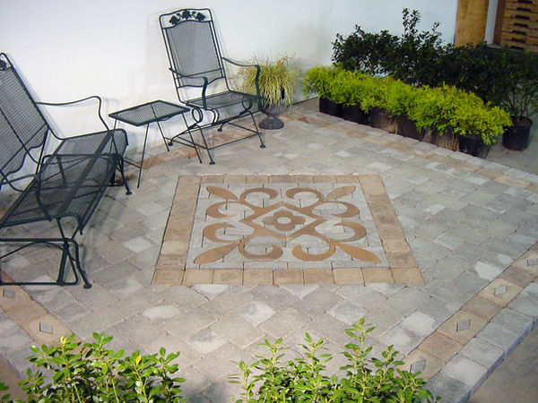 paverart patio kit
custom paver design 
custom driveway design
patio inlay