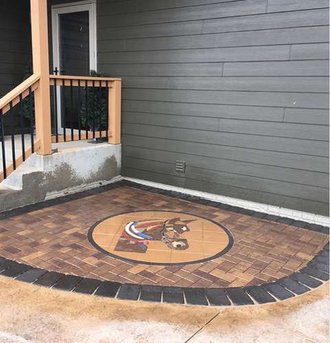 horse patio inlay
patio design ideas