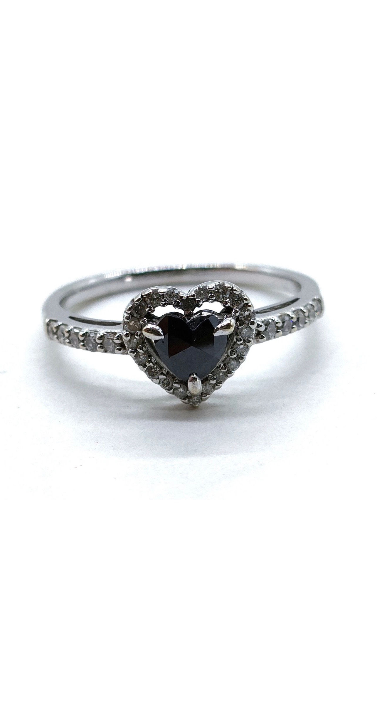 14K White Gold Black Diamond Heart Ring